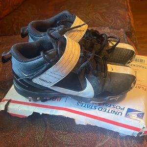 Boys nike cleats
